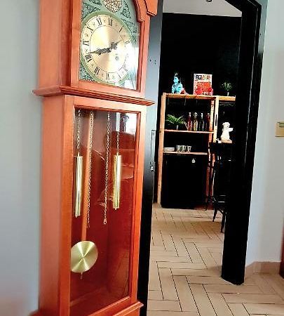 City Center Apartment Sopron Esterno foto